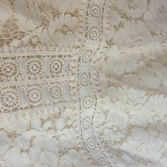 Loft lace top - Picture 3 of 4